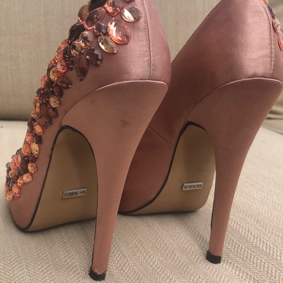 High heels - Picture 6 of 7